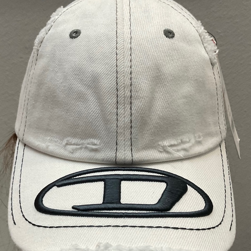 DIESEL DISTRESSED CAP